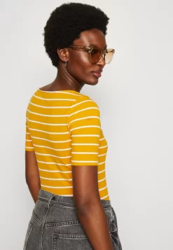 Anna Field T-Shirt Print - Dark Yellow/White 11 Anna Field T-Shirt Print - Dark Yellow/White -Anna Field 0b293c78d10e462089578b6c7e2736dd scaled
