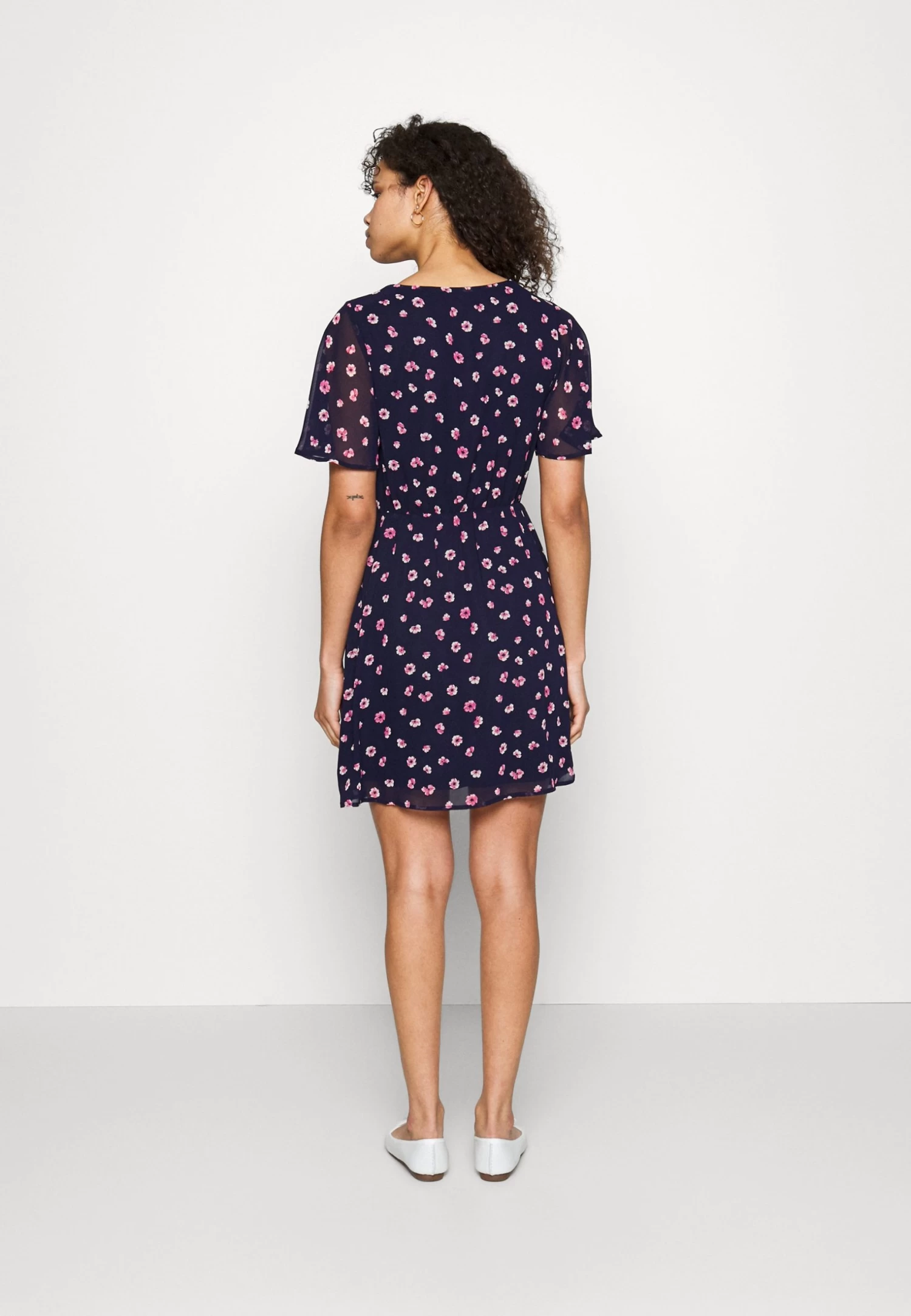 Anna Field V-Neck Sleeve Dress- Jurk - Dark Blue/Pink 5 Anna Field V-Neck Sleeve Dress- Jurk - Dark Blue/Pink - Afbeelding 5