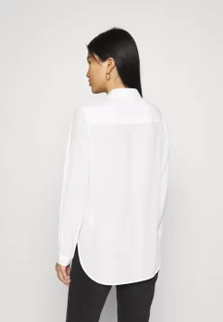 Anna Field Basic Blouse With Front Pockets - Overhemdblouse - Offwhite -Anna Field 25b2dcdd81114e48bf79bfc23d5bd020 scaled