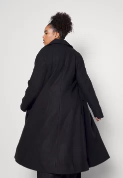 Mantel - Black -Anna Field 2ba8f368772942d782955322db797cbb scaled