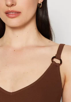 Anna Field Top - Dark Brown 11 Anna Field Top - Dark Brown -Anna Field 2e90347ba18f438d82b8a9c9c63d19a7 scaled