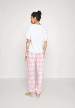 Anna Field Pyjama - Pink -Anna Field 3261d25e245c4b5caf2d91022beb0549 scaled