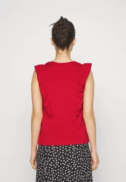 T-Shirt Print - Red 7 T-Shirt Print - Red -Anna Field 3301e2d228144233873a7a26feaaa729 scaled