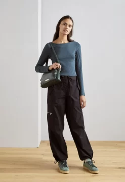 Anna Field Schoudertas - Dark Green 9 Anna Field Schoudertas - Dark Green -Anna Field 4a2af30010d3412fa89286a9e5fb71e0 scaled