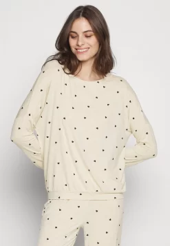 Anna Field Pyjama - Off White 11 Anna Field Pyjama - Off White -Anna Field 5739a865f6e84fd2bbd6fc881939f119 scaled