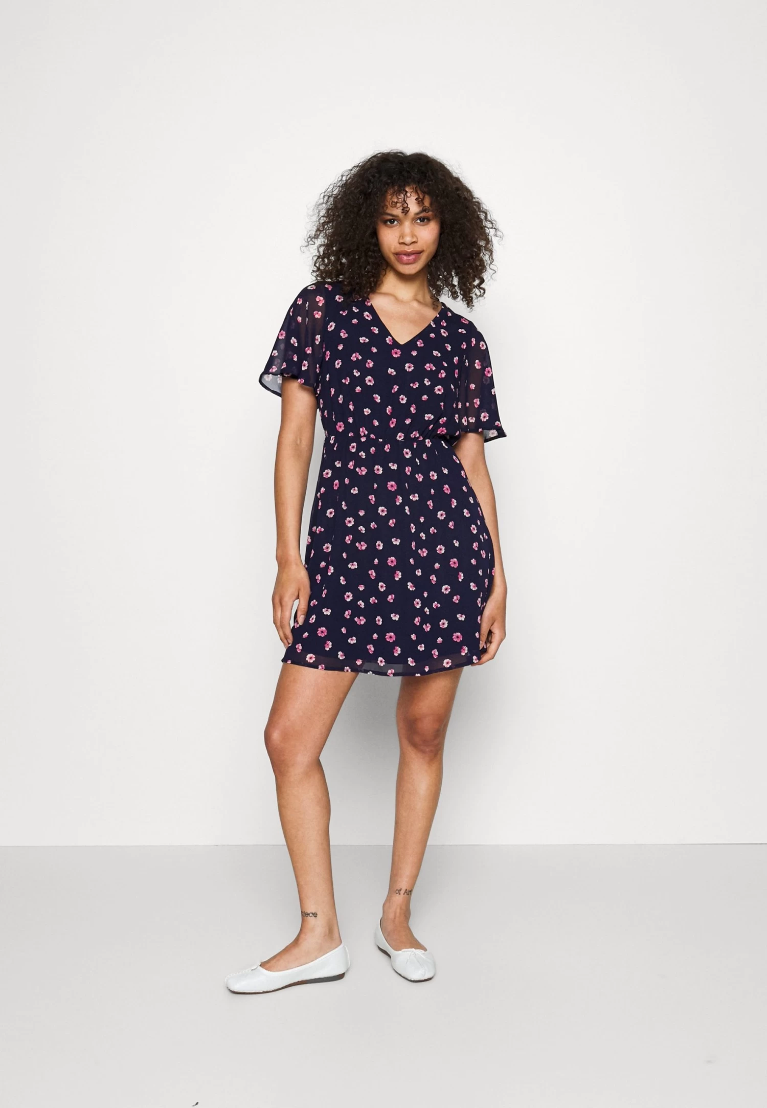 Anna Field V-Neck Sleeve Dress- Jurk - Dark Blue/Pink 3 Anna Field V-Neck Sleeve Dress- Jurk - Dark Blue/Pink - Afbeelding 3