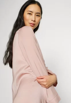 Anna Field Nachtjapon - Pink 9 Anna Field Nachtjapon - Pink -Anna Field 91e3619cea8e4fcb9ba590fdf88a99e8 scaled