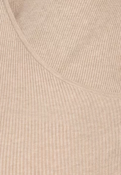 Trui - Sand 5 Trui - Sand -Anna Field be2497811a4346e2aa287f811c02f557 scaled