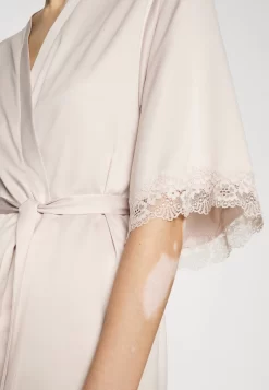 Anna Field Badjas - Off-White 11 Anna Field Badjas - Off-White -Anna Field be8c130d597d4276a30fcebfabde63c6 scaled