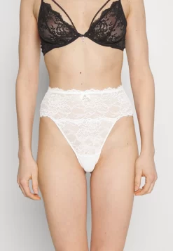 Anna Field 5 Pack - String -Red 11 Anna Field 5 Pack - String -Red -Anna Field c5111b68e75a4a1db36fc7df1394860a scaled