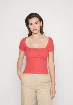 Anna Field 2 Pack - T-Shirt Basic - Red/White 13 Anna Field 2 Pack - T-Shirt Basic - Red/White -Anna Field d055af685a1f462588d25e69d9cfa59b scaled