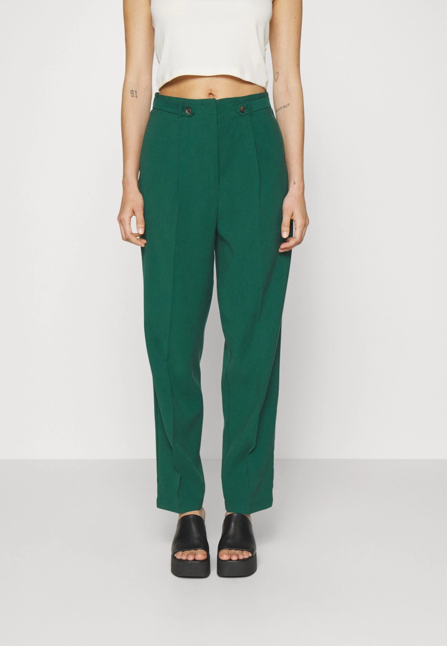 Broek - Green 1 Broek - Green