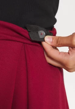 Anna Field Plooirok - Red -Anna Field e3a73c122c324791bd7349d09725b5e3 scaled