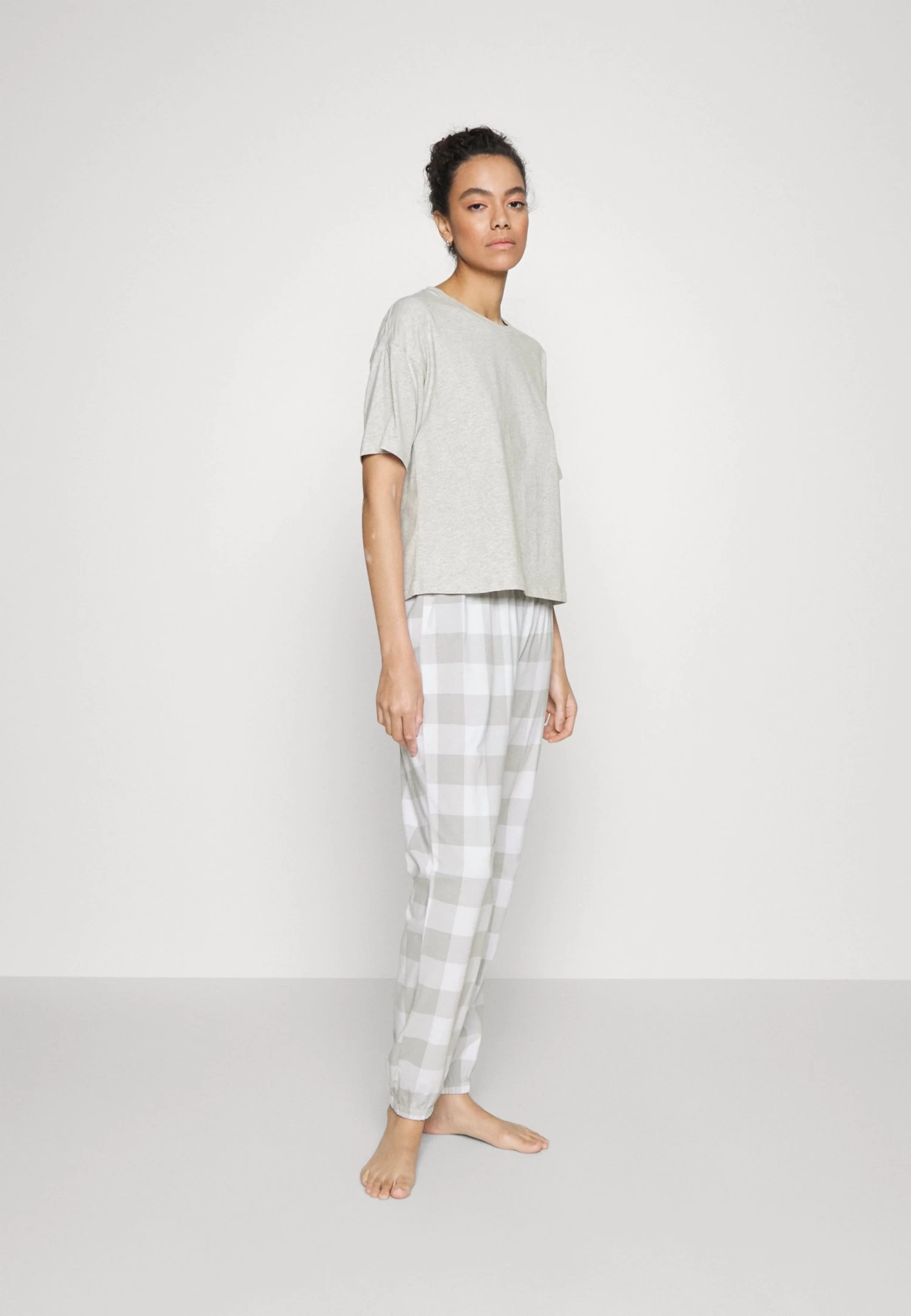 Anna Field Pyjama - Grey 1 Anna Field Pyjama - Grey