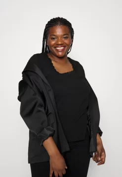 Plus Size - T-Shirt Print - Black -Anna Field f6e76092d7ba4ceda3f70f93bba7bb4a scaled